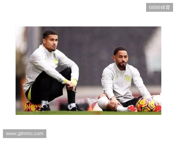 镜报：曼联无法通过付解约金签若昂-戈麦斯，球员梦想去利物浦